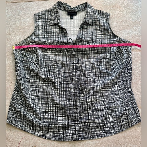 Worthington Women's Sleeveless Button-Up V-Neck Blouse – Size 2XL Plaid Collared - Picture 9 of 10